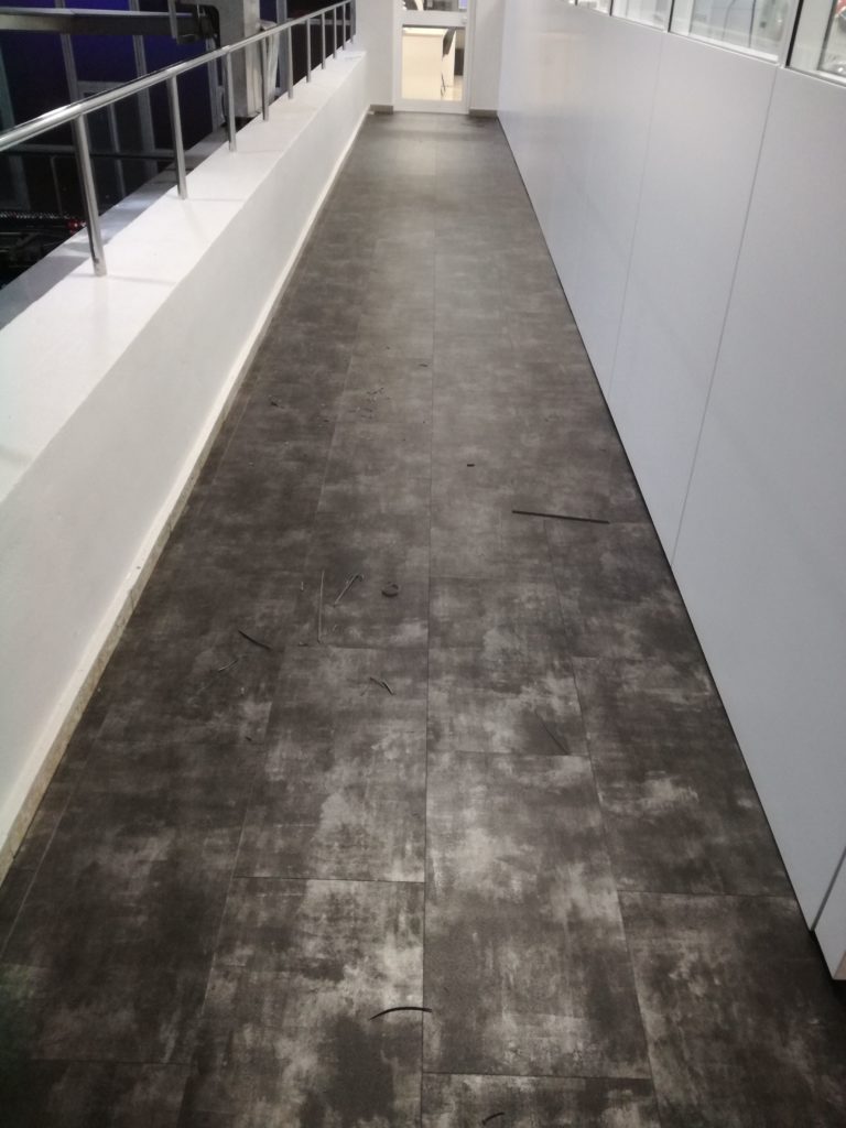 INSTALACIÓN DE PAVIMENTO VINÍLICO DE CLIC, CREATION 55 DE GERFLOR